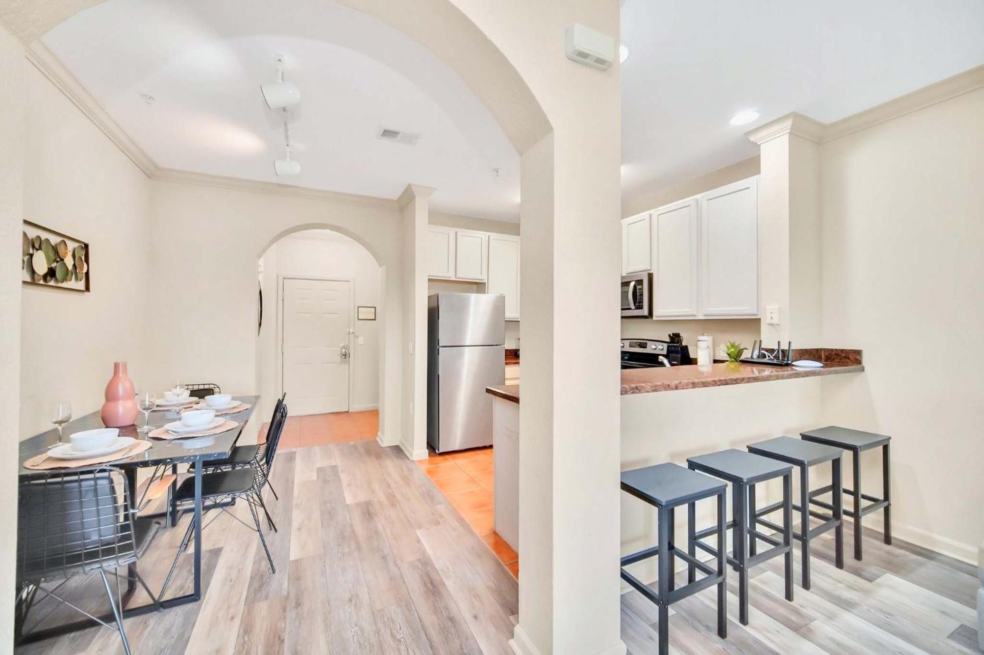 Modern 2Br Condo - Hot Tub And Pool - Near Disney Орландо Экстерьер фото