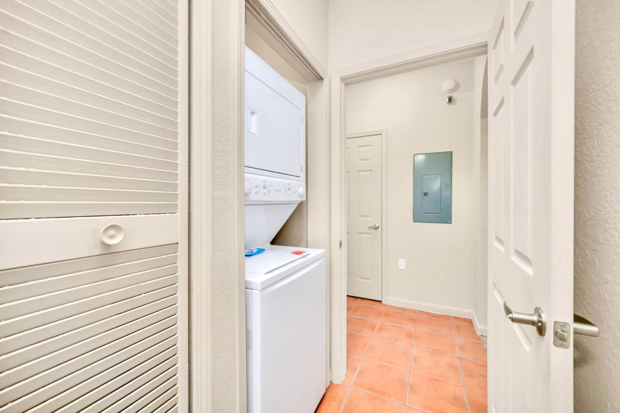 Modern 2Br Condo - Hot Tub And Pool - Near Disney Орландо Экстерьер фото