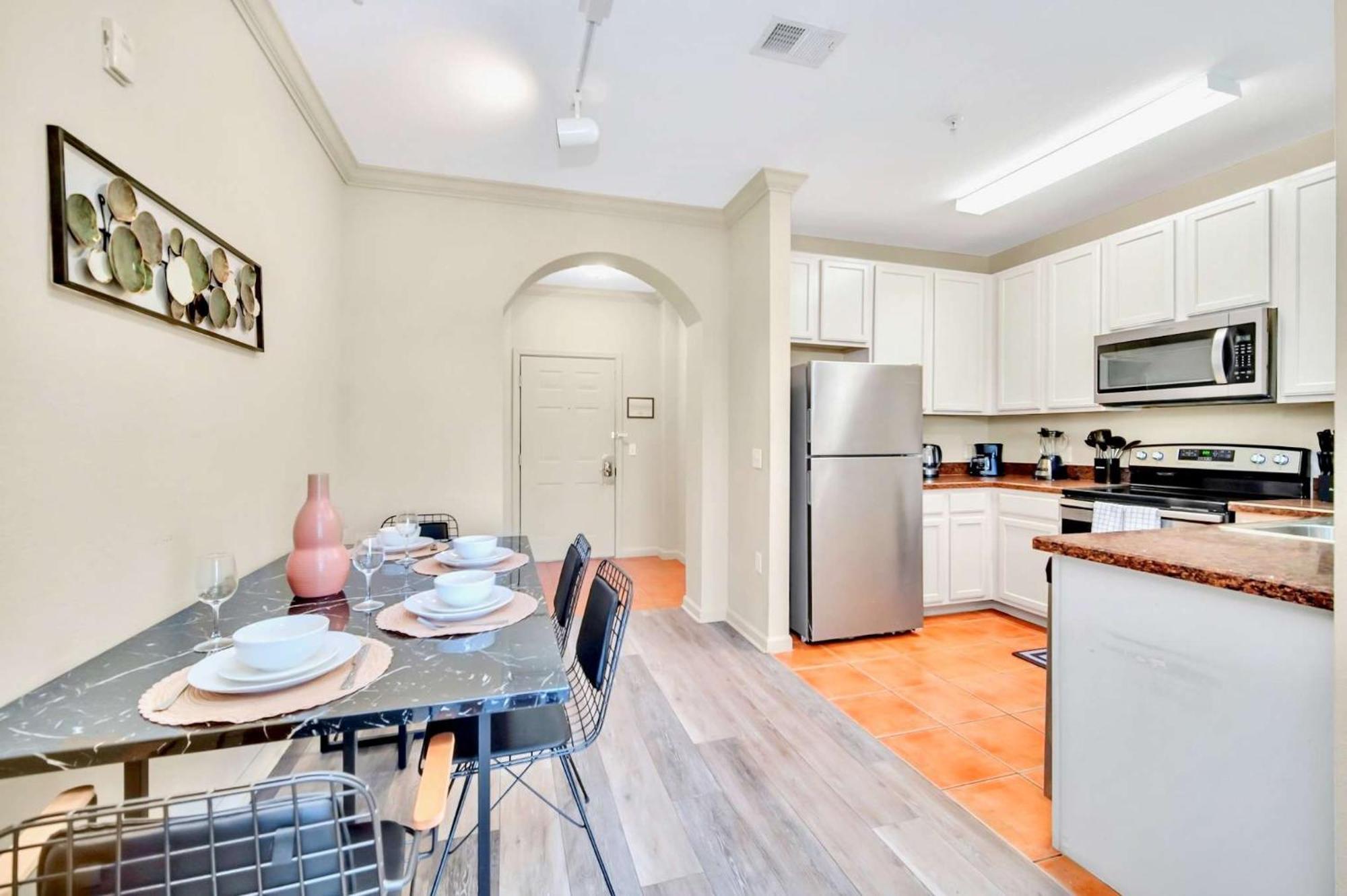 Modern 2Br Condo - Hot Tub And Pool - Near Disney Орландо Экстерьер фото
